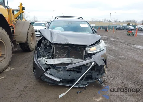 2018 Toyota Highlander Xle from USA, damaged, VIN 5TDJZRFH8JS544658